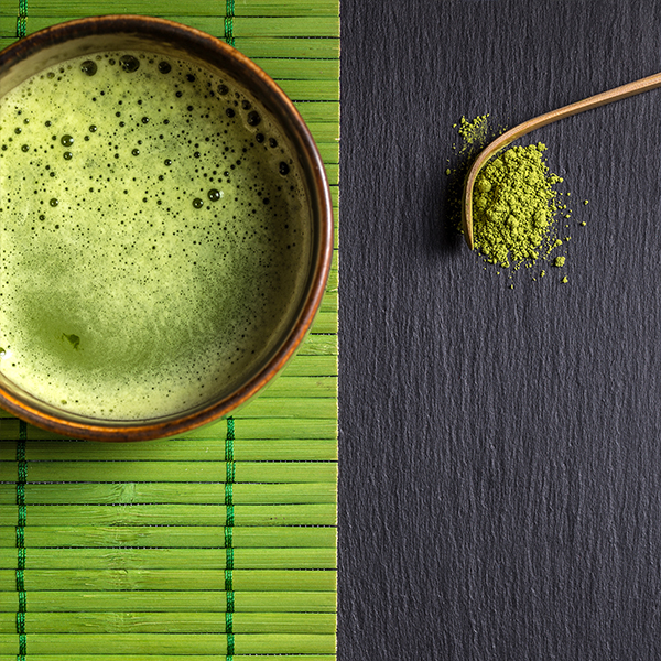 Matcha – co to jest? Zielona herbata w proszku, która podbija świat!