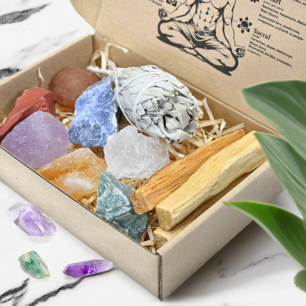 Zestaw prezentowy naturalnych kamieni i kryształów - ezoteryka, joga, medytacja 7 szt. kadzidło