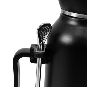 (II. kategoria) YerbaGo – Termos z tykwą i bombillą 1,3 L – czarny