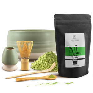 Zestaw PREMIUM do parzenia herbaty matcha: japońska matcha BIO premium 30g + akcesoria