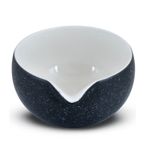 Matchawan – Ceramiczna miseczka do matchy z dzióbkiem – Kurai